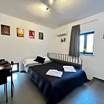 Mimmo\'S House 2